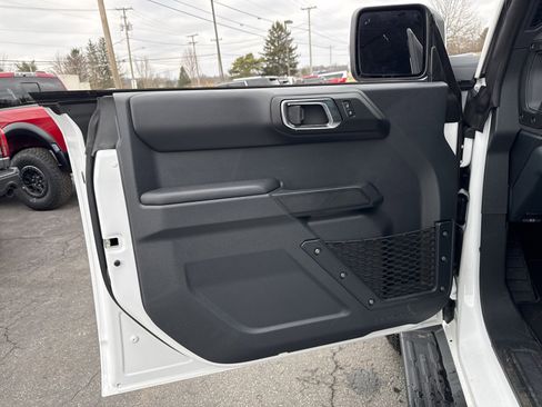 New 2025 Ford Bronco Outer Banks w/ Sasquatch Package image 19