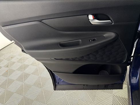 Used 2019 Hyundai Santa Fe SEL FWD image 12