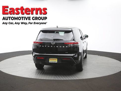 Used 2024 Nissan Pathfinder S AWD/4WD image 38