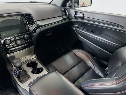 Used 2019 Jeep Grand Cherokee Trailhawk w/ Trailhawk Luxury Group AWD/4WD image 29