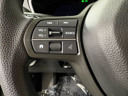 Used 2025 Honda HR-V LX image 27