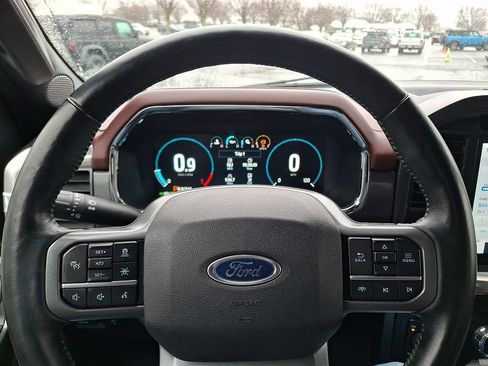 Used 2021 Ford F150 Lariat w/ Equipment Group 502A High image 18