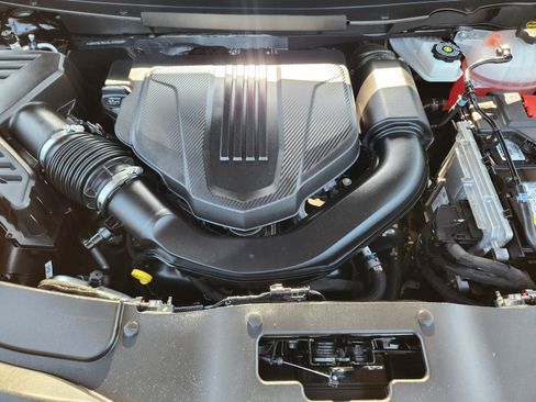 Used 2025 GMC Acadia Denali w/ LPO, Floor Liner Package FWD image 25
