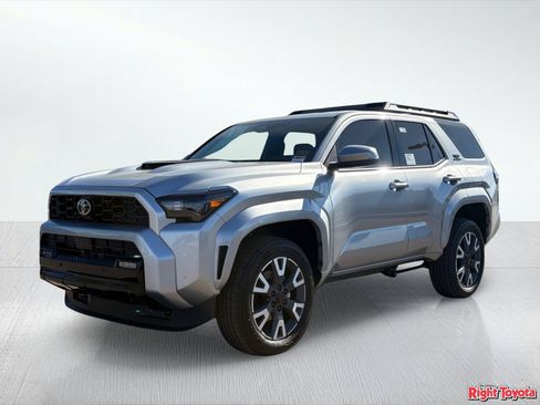 New 2026 Toyota 4Runner TRD Sport image 2