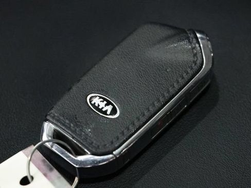 Used 2019 Kia Stinger w/ Sun & Sound Package RWD image 35