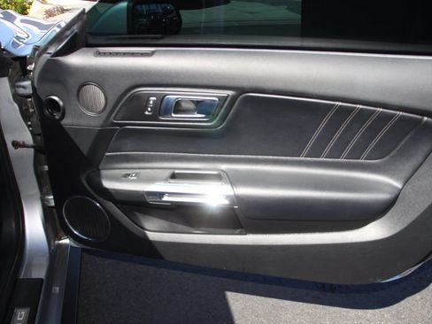 Used 2020 Ford Mustang Premium RWD image 22