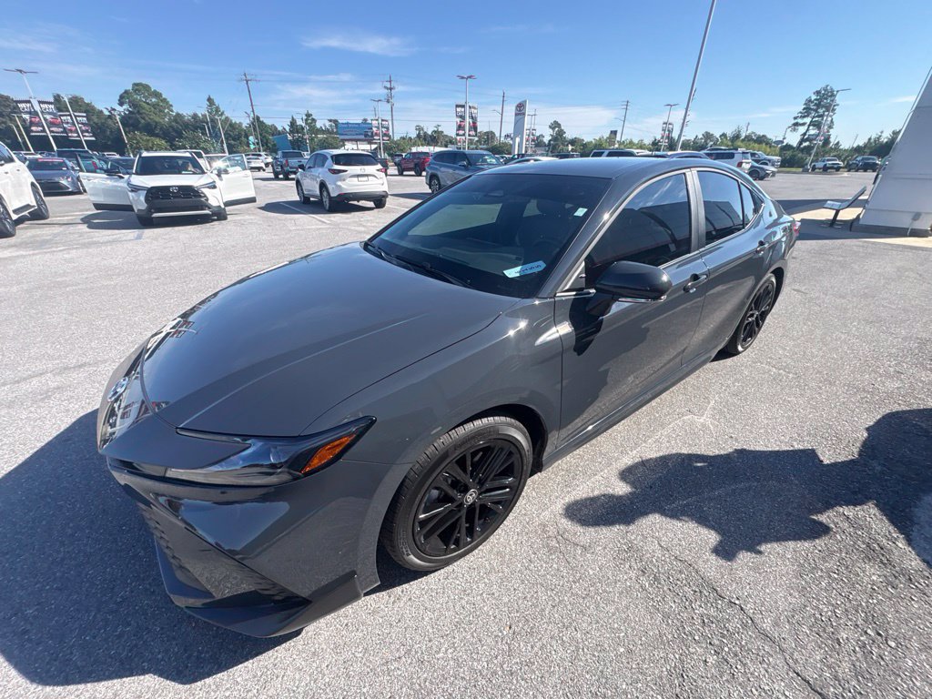 Used 2026 Toyota Camry SE w/ Multimedia Upgrade Package FWD image 6