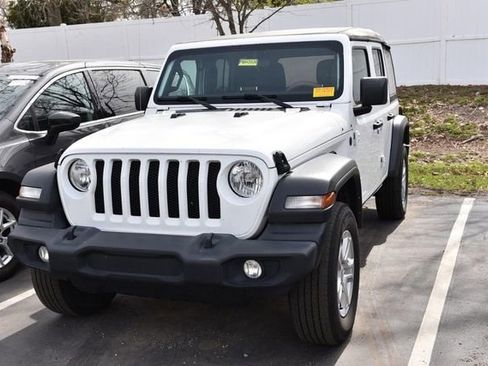 Used 2022 Jeep Wrangler Unlimited Sport image 4