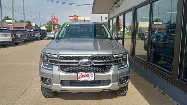 Used 2024 Ford Ranger Lariat w/ FX4 Off-Road Package AWD/4WD image 2