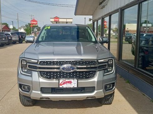Used 2024 Ford Ranger Lariat w/ FX4 Off-Road Package AWD/4WD image 2