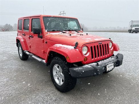 Used 2013 Jeep Wrangler Unlimited Sport image 15