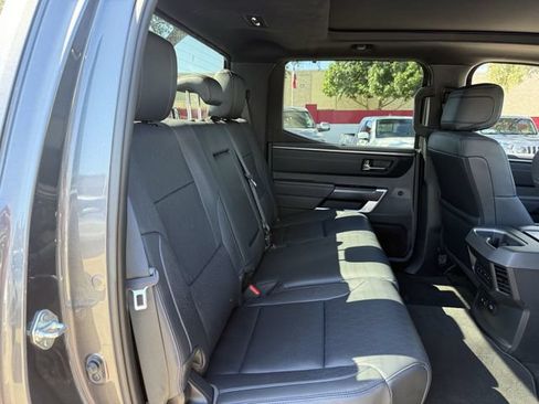 Used 2024 Toyota Tundra Platinum AWD/4WD image 35