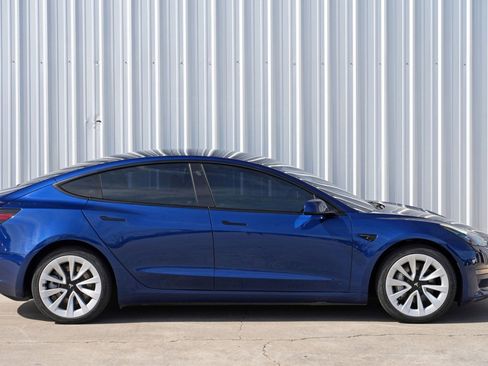 Used 2023 Tesla Model 3 Standard Range image 52