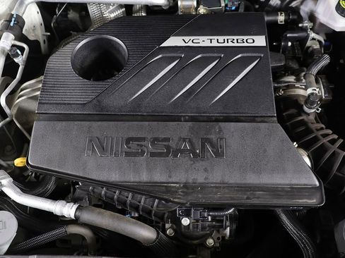 Used 2022 Nissan Rogue SV AWD/4WD image 13