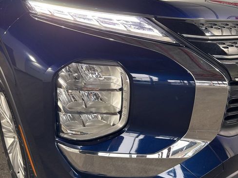 Used 2023 Mitsubishi Outlander ES image 10