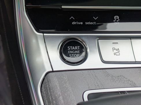 Used 2025 Audi A6 Premium Plus image 18