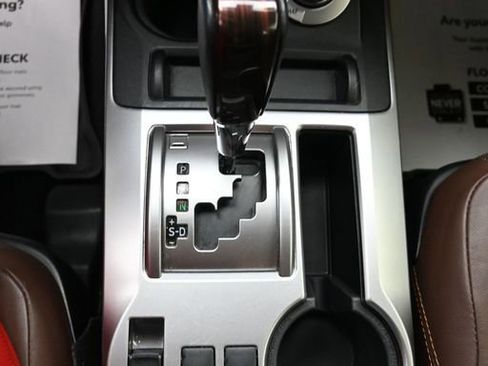 Used 2023 Toyota 4Runner Limited AWD/4WD image 17