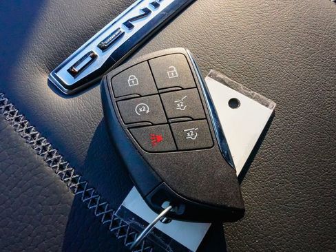 New 2026 GMC Yukon XL Denali image 25