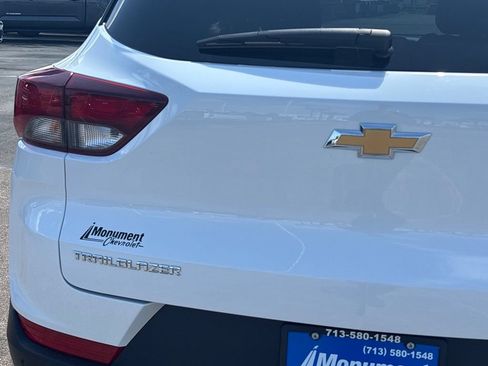 Used 2026 Chevrolet TrailBlazer LT w/ Driver Confidence Package FWD image 12