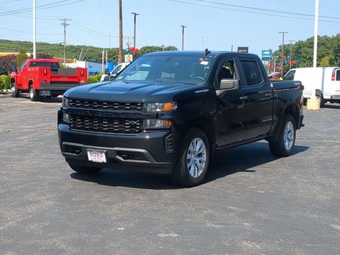 Used 2021 Chevrolet Silverado 1500 Custom AWD/4WD image 9