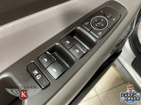 Used 2019 Hyundai Santa Fe SEL image 20