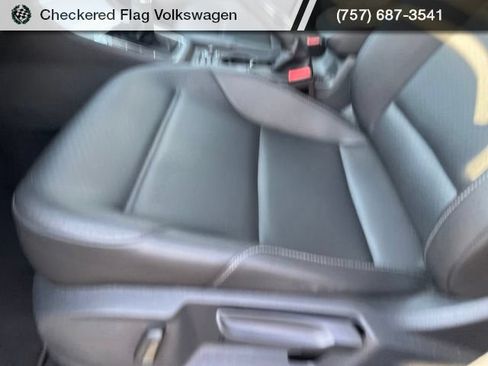 Used 2017 Volkswagen Golf Wolfsburg Edition FWD image 22