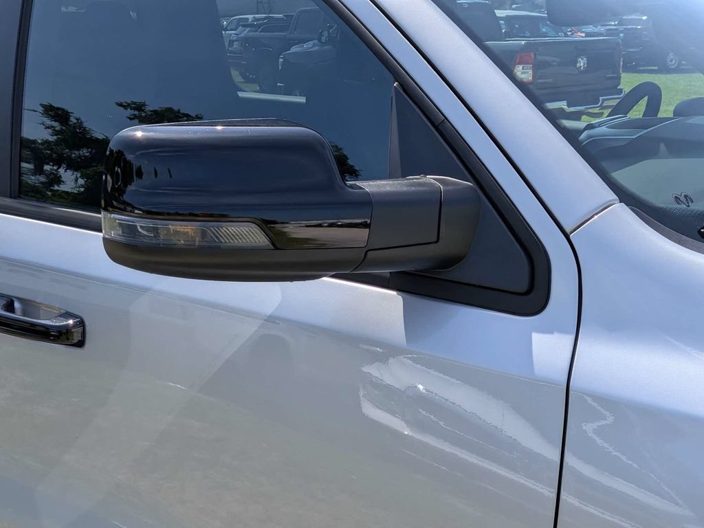 New 2026 RAM 1500 Big Horn AWD/4WD image 11