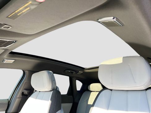 New 2026 Cadillac Optiq Sport 1 w/ LPO, Floor Liner Package AWD/4WD image 23