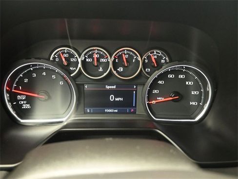 Used 2021 Chevrolet Tahoe LT w/ LT Signature Package image 6