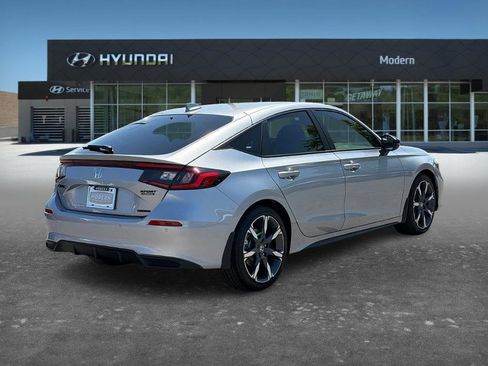 Used 2026 Honda Civic Sport Touring image 4