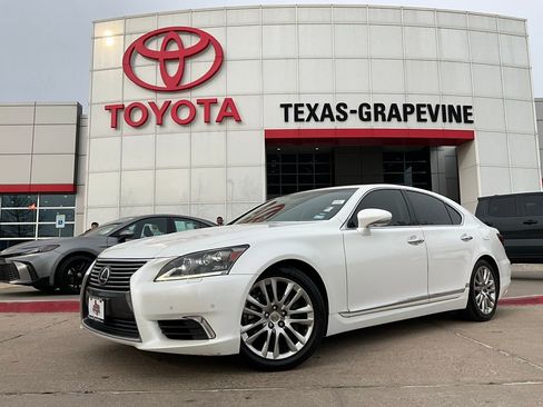 Used 2014 Lexus LS 460 w/ Comfort Package image 3