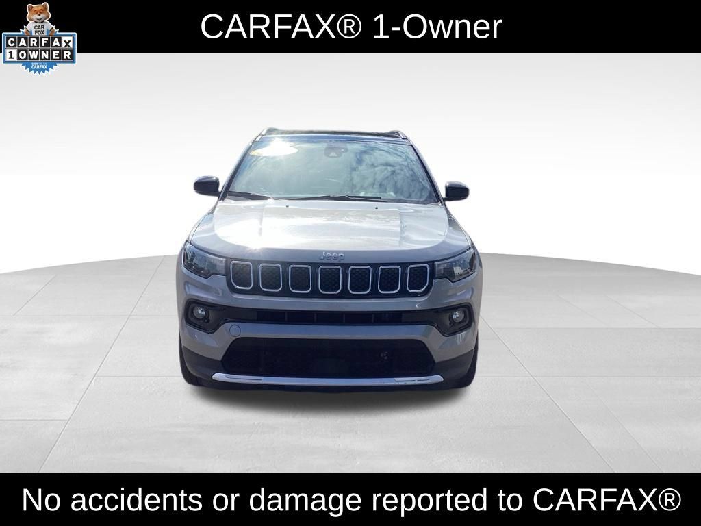 Used 2024 Jeep Compass Limited AWD/4WD image 2