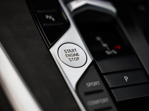 New 2026 BMW X5 xDrive40i w/ M Sport Package image 39