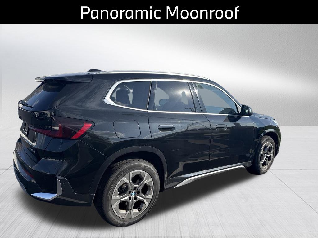 Certified 2026 BMW X1 xDrive28i AWD/4WD image 7