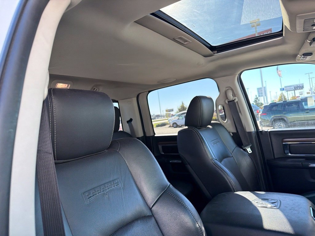 Used 2015 RAM 1500 Laramie w/ Convenience Group AWD/4WD image 43