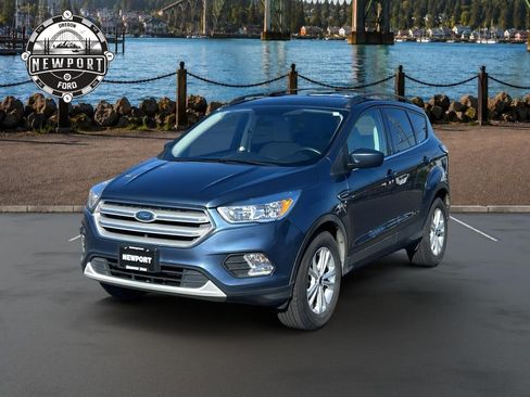 Used 2018 Ford Escape SE AWD/4WD image 4