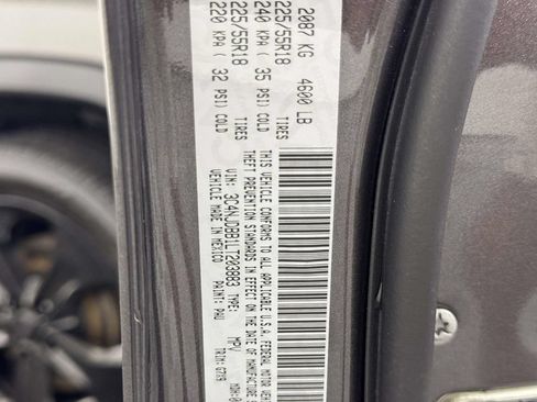 Used 2020 Jeep Compass Latitude AWD/4WD image 16