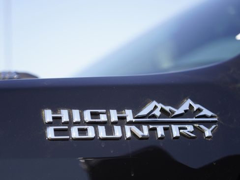 New 2026 Chevrolet Silverado 2500 High Country w/ High Country Premium Package AWD/4WD image 47