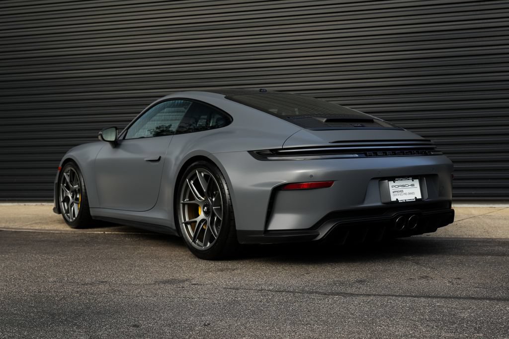 Certified 2026 Porsche 911 GT3 RWD image 3