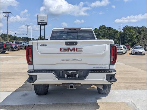 Used 2021 GMC Sierra 3500 Denali w/ Denali Ultimate Package AWD/4WD image 8