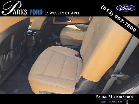 Used 2020 Kia Telluride SX FWD image 16