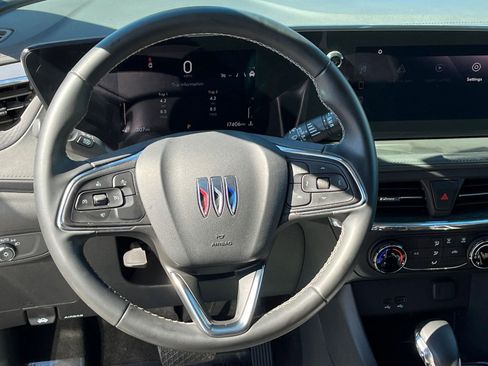 Used 2025 Buick Encore GX Preferred image 28