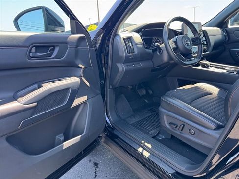 Used 2024 Nissan Pathfinder Rock Creek image 14