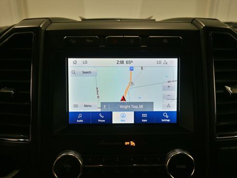 Used 2020 Ford Expedition Limited w/ Equipment Group 301A AWD/4WD image 14