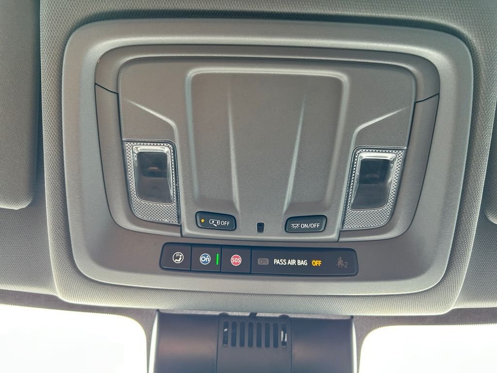 Used 2025 Chevrolet Silverado 1500 W/T RWD image 29