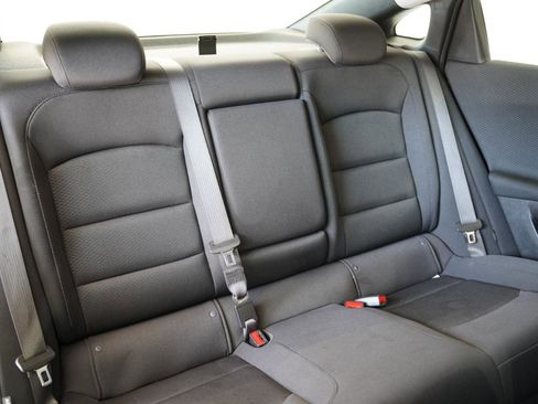 Used 2025 Chevrolet Malibu LT image 35