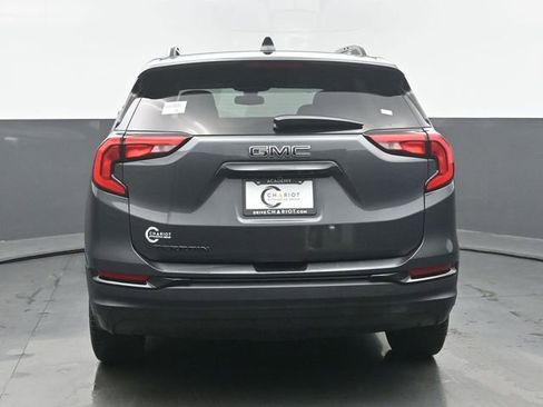 Used 2020 GMC Terrain SLE w/ Elevation Edition FWD image 5