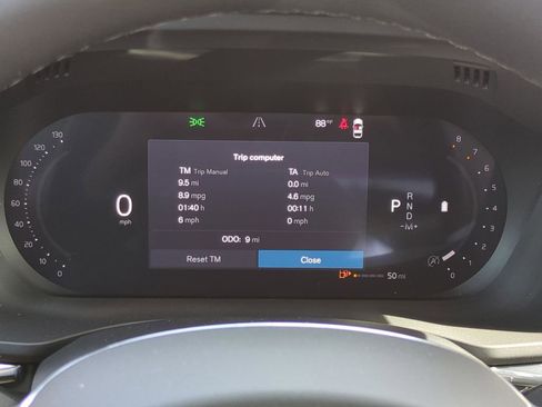 New 2026 Volvo XC60 B5 Plus w/ Protection Package Premier AWD/4WD image 22