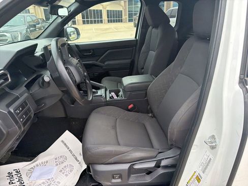 Used 2024 Toyota Tacoma SR RWD image 18