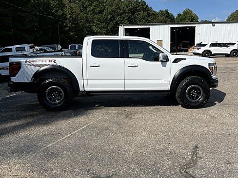 Used 2024 Ford F150 Raptor AWD/4WD image 8